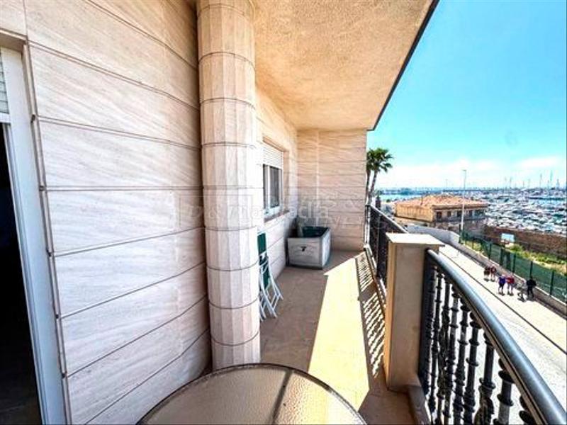 Foto 2e152580-574d-46bc-b660-b1f8e2bbbc98. Pis amb aparcament a Centro - Muelle Pesquero Torrevieja