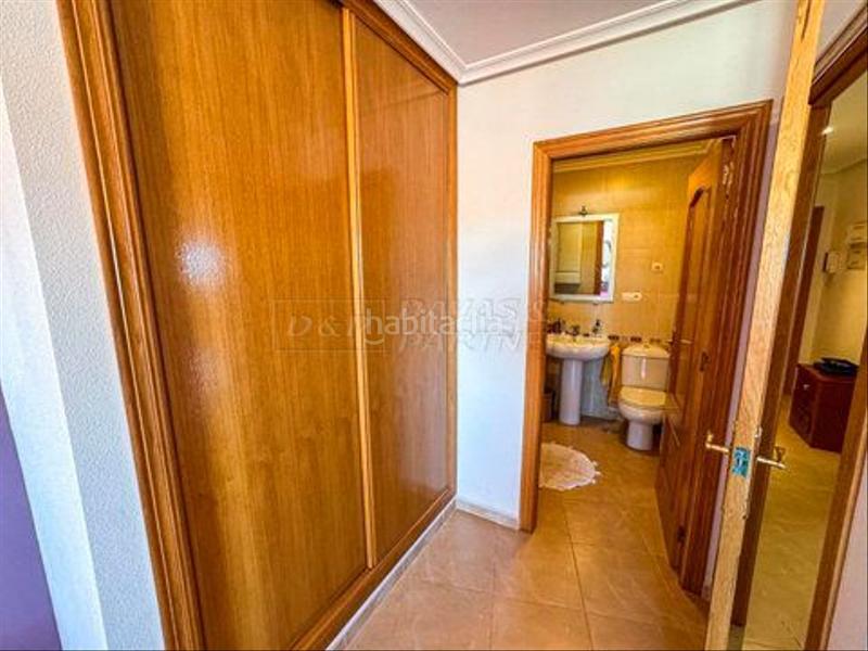 Foto 8ad8f512-5ab4-4c7a-8b6b-2a16bb6ab8e1. Pis amb aparcament a Centro - Muelle Pesquero Torrevieja