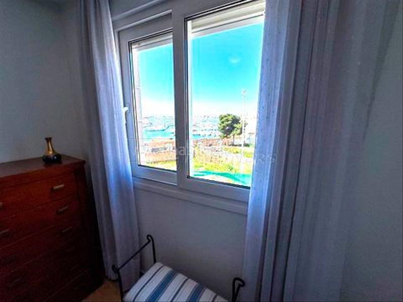 Foto a8bb382c-bf82-40fa-9984-f36fc15d7511. Pis amb aparcament a Centro - Muelle Pesquero Torrevieja