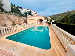 Chalet à Riu magre 7. Villa en venta en pedreguer, 3 dormitorios.