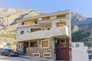 Xalet a Redován. Villa en venta en redován, 5 dormitorios.