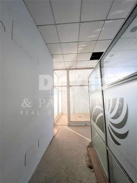 Foto 04f5998a-ac48-4638-9471-7c65c0c0f820. Lloguer local comercial a principe de asturias 4 a Orihuela