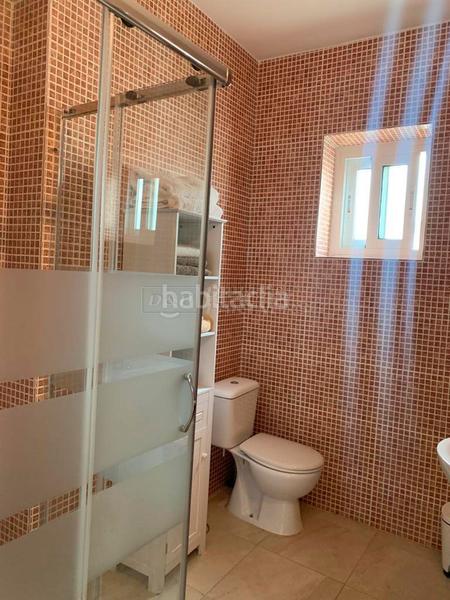 Foto 5b3cbc9b-eb99-4882-a0d7-06ff5d9ea05c. Xalet amb aparcament a La Zenia Orihuela