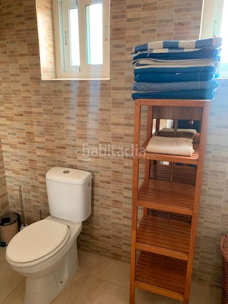 Foto c6aaabd1-dab4-42f9-8eb7-66f6a767f13a. Xalet amb aparcament a La Zenia Orihuela