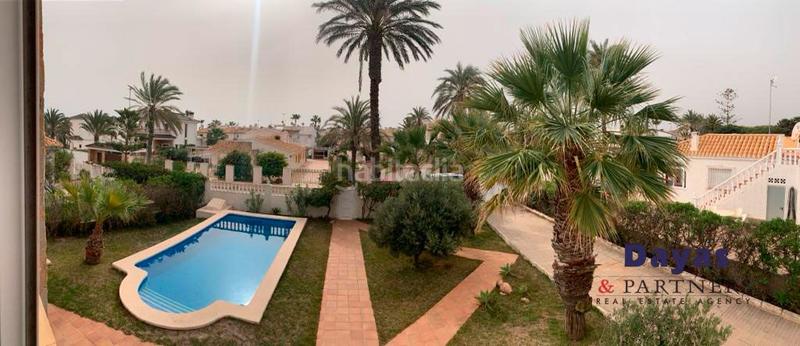 Foto 8b5a8f7d-d932-48e8-b11e-1bcc5f4cf803. Chalet dans mayor 51 dans La Zenia Orihuela