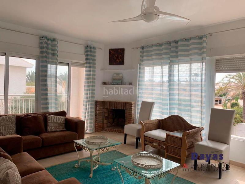 Foto 90c5205d-15bb-4434-8a30-a1fd6e56c83f. Chalet dans mayor 51 dans La Zenia Orihuela