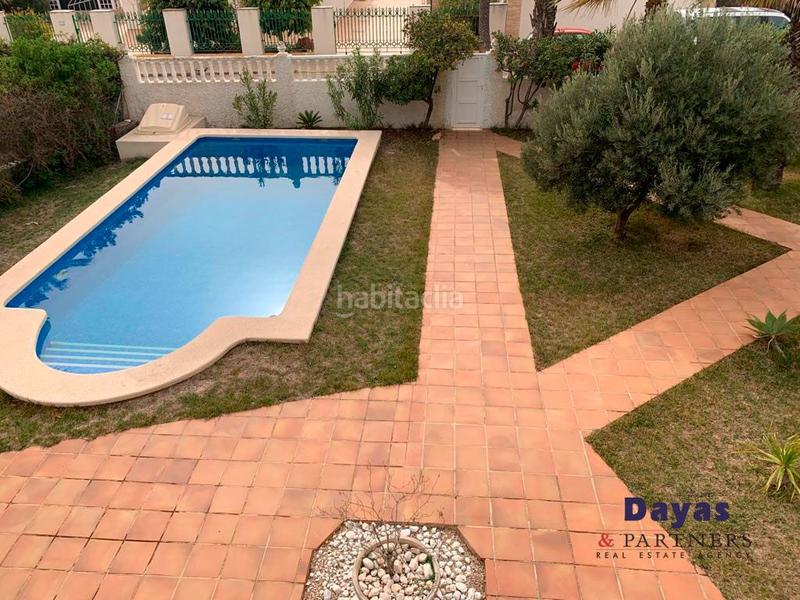 Foto b4f06327-5c0d-416c-85a5-2a03f1376f83. Chalet dans mayor 51 dans La Zenia Orihuela