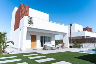 Chalet à Pilar de la Horadada Ciudad. Villa en venta en pilar de la horadada, 3 dormitorios.