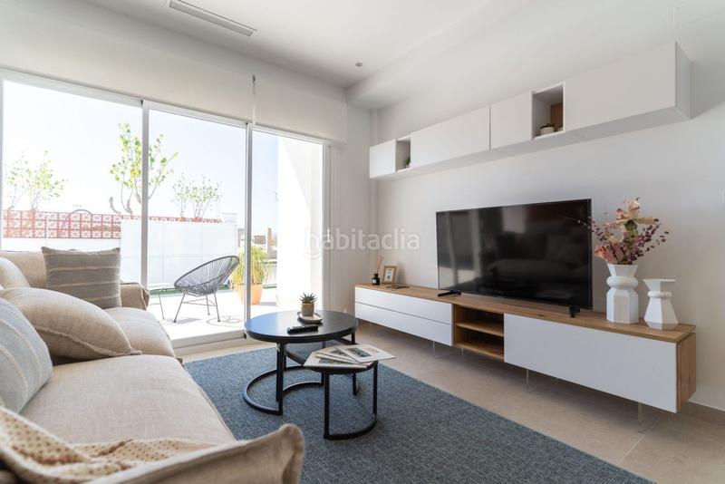 Foto c4bae402-b5e9-4560-a43b-f996f6ef478f. Chalet avec parking piscine dans Pilar de la Horadada ciudad Pilar de la Horadada