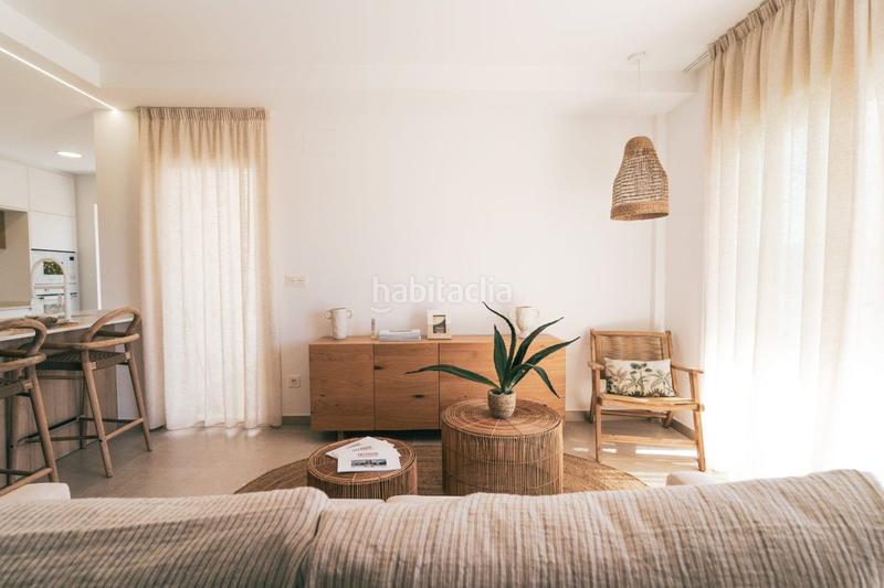 Foto fc9b0ef2-77cd-4b5e-84e4-0238c72fc526. Chalet avec parking piscine dans Pilar de la Horadada ciudad Pilar de la Horadada