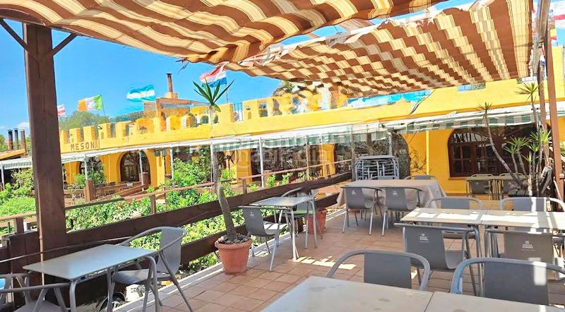 Foto 06d3a6cb-bc32-4b25-8964-5fe2e9eb70a9. Lloguer local comercial a Jacarilla
