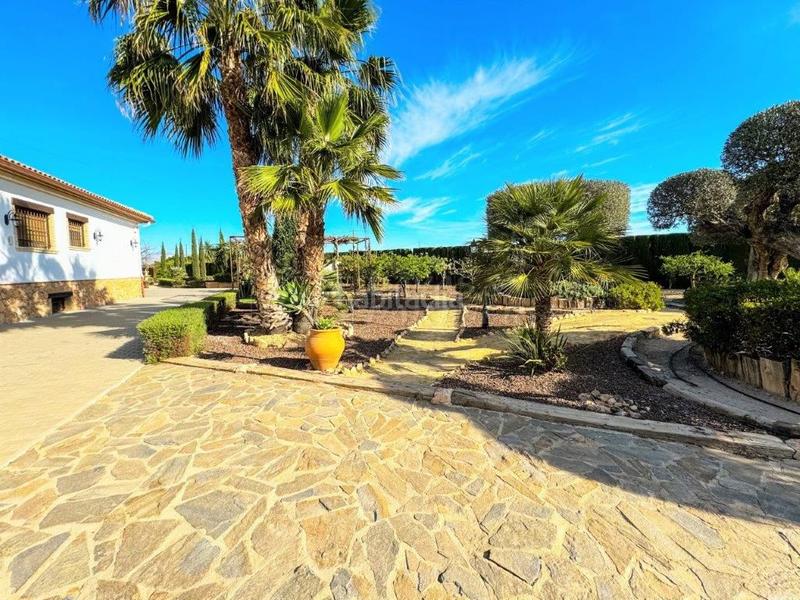 Foto 37fced87-32ee-4967-aef9-74723da9ceec. Chalet villa en venta en centro, 5 dormitorios. en Orihuela