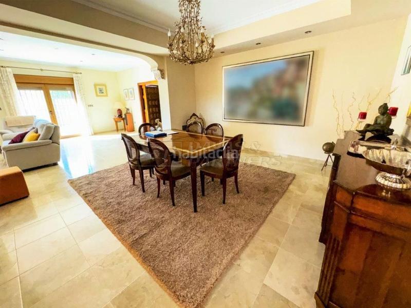 Foto 4153aed9-3722-4cef-bb84-d1a0bf886b8b. Chalet villa en venta en centro, 5 dormitorios. en Orihuela