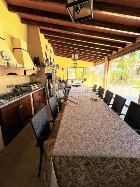 Foto 52a28b0b-e4f4-4376-855d-6ec2c17ab937. Chalet villa en venta en centro, 5 dormitorios. en Orihuela