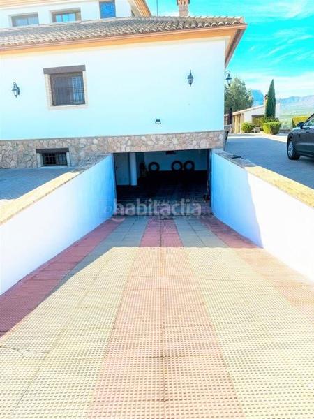 Foto 6c9eafbc-a43f-4d9f-b883-780804f7fb03. Chalet villa en venta en centro, 5 dormitorios. en Orihuela