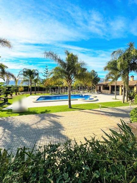 Foto 840527b5-3eb7-451f-877d-ac99d09bacf5. Chalet villa en venta en centro, 5 dormitorios. en Orihuela