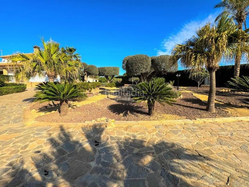 Foto b2f153c6-b722-4cb6-ad74-fe9317fcf556. Chalet villa en venta en centro, 5 dormitorios. en Orihuela