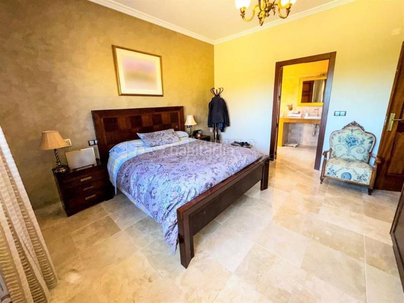 Foto de2b9de1-82fe-4cb0-a3c7-fcd9a698ab12. Chalet villa en venta en centro, 5 dormitorios. en Orihuela