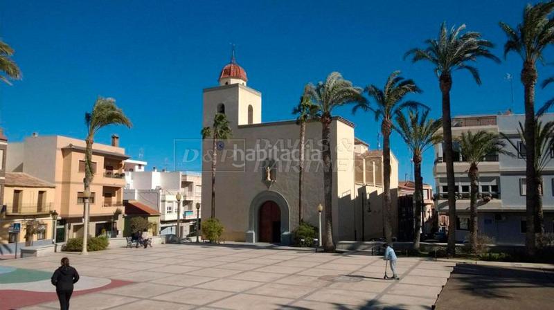 Foto 0d05967c-b7ee-426d-adf6-d1447ab2f66a. House with pool in San Miguel de Salinas