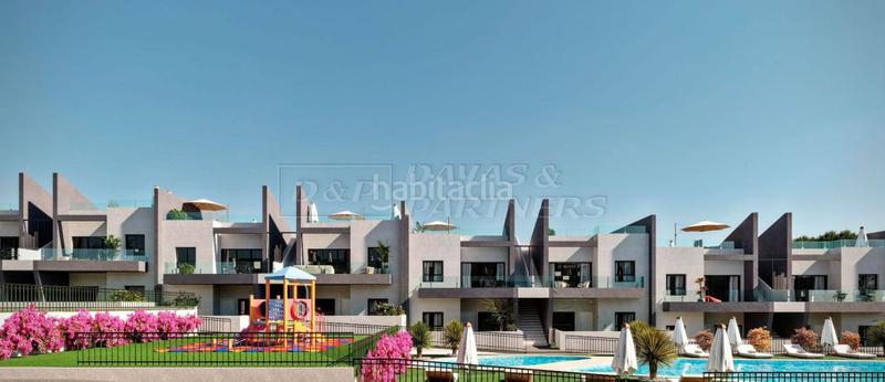 Foto cd5772b8-910d-462d-95eb-e0fa9b77da44. House with pool in San Miguel de Salinas
