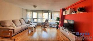 Pis a Teodomiro 1. Piso en venta en orihuela, 3 dormitorios.