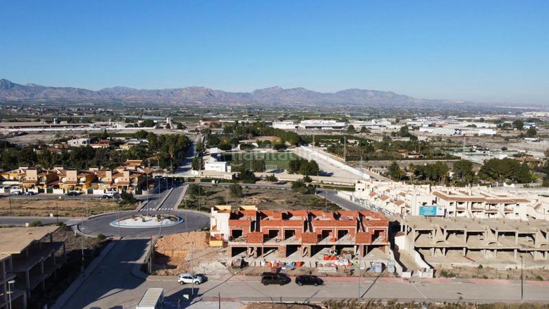 Foto 3af12dd9-634d-40ca-bdb9-6758902245d7. Casa adossada amb piscina a Cox