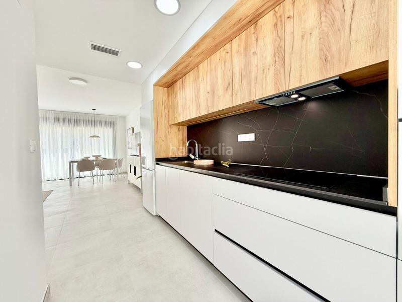 Foto 7769ad8d-5cd1-4d28-993a-8208bb32851a. Casa adossada amb piscina a Cox