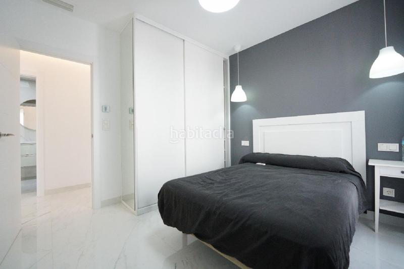 Foto 685127a8-fed4-4a14-b6e8-781df8c11d08. Xalet a Los Europeos Torrevieja