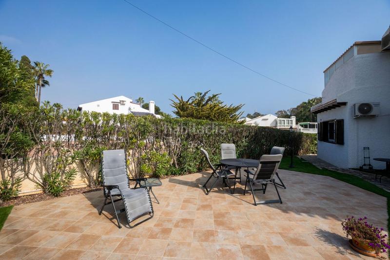 Foto bdc59e39-629e-42b1-9c68-fa81dc4d5d89. Chalet  en venta en playa flamenca, 3 dormitorios. en Orihuela