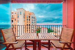 Location Appartement à Zona Playa de los Locos. Piso en alquiler en las calas, 2 dormitorios.
