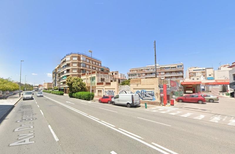 Foto f4e9afb0-250c-45e1-bbdc-490a25272642. Terreny residencial a Puerto Deportivo Torrevieja