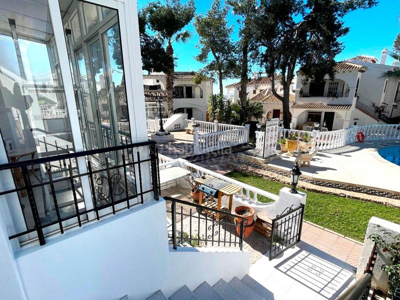 Foto 573d9ab6-9c16-4eda-851b-2931d13faa81. Casa a schiera con piscina in Aguas Nuevas Torrevieja