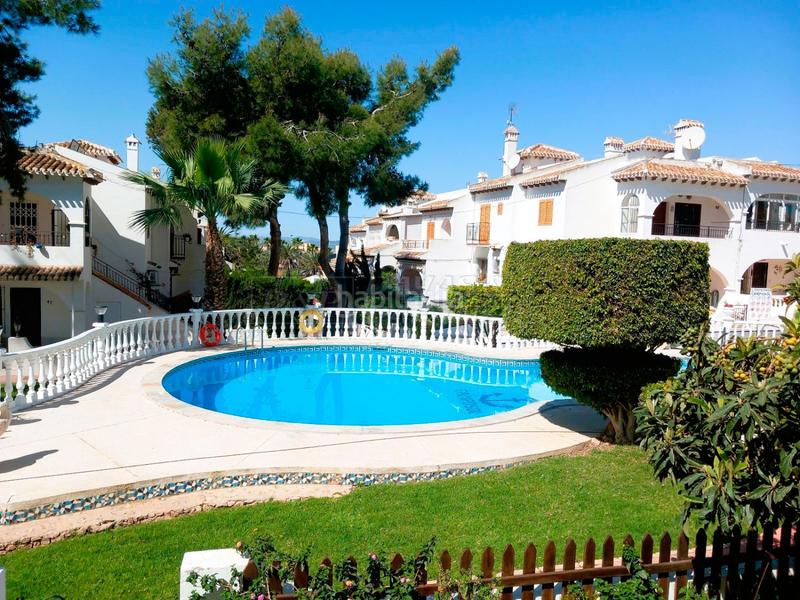 Foto 7e82adc9-f2c5-4fa8-bd7c-c8da07bb0a23. Casa a schiera con piscina in Aguas Nuevas Torrevieja