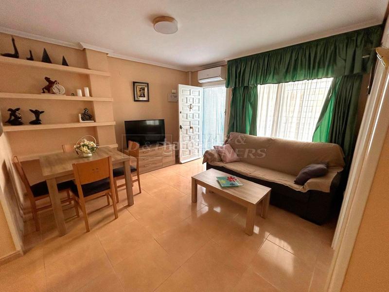 Foto 6f6de294-6891-49cd-a9f8-153fb4f226e4. Lloguer planta baixa amb piscina a Cañada del Molino Torrevieja