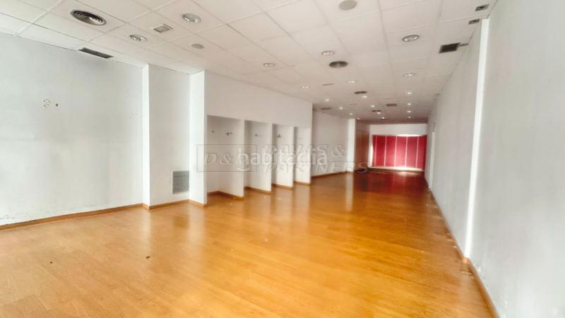 Foto 730228c8-7398-4389-bec8-9e1320932a1b. Alquiler local comercial local en alquiler en centro. en Orihuela