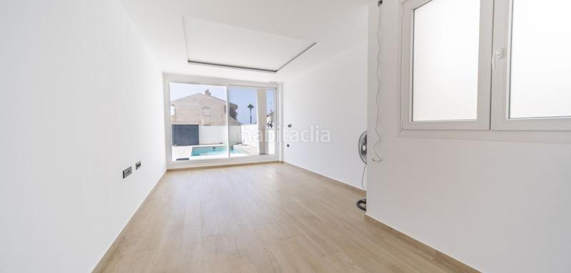 Foto 9c651ba8-96d2-4616-b93c-8d5afd37a429. Chalet  en venta en Aguas Nuevas, 3 dormitorios. en Torrevieja