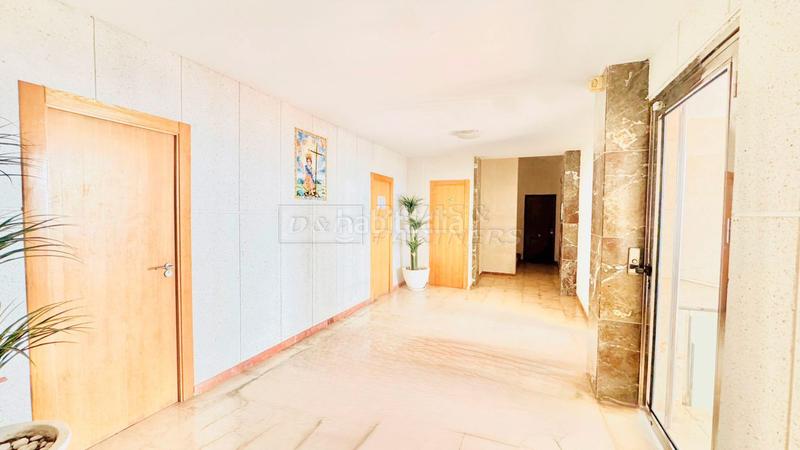 Foto a00fc259-8a74-4eff-873c-0f3eddcb56f2. Piso  en venta en centro, 3 dormitorios. en Las Piscinas Naturales Torrevieja