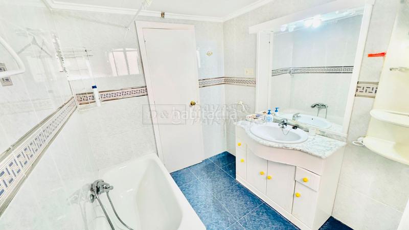 Foto ac3cf521-50c2-4225-ac73-8688a328be0a. Piso  en venta en centro, 3 dormitorios. en Las Piscinas Naturales Torrevieja