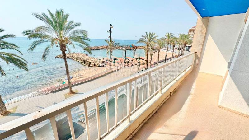 Foto f4622d2a-de5f-44e4-9a18-f8e3e286c95b. Piso  en venta en centro, 3 dormitorios. en Las Piscinas Naturales Torrevieja