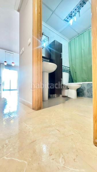 Foto e042900c-7652-4c73-9c51-7fe6989607d8. Attique dans Puerto Deportivo Torrevieja