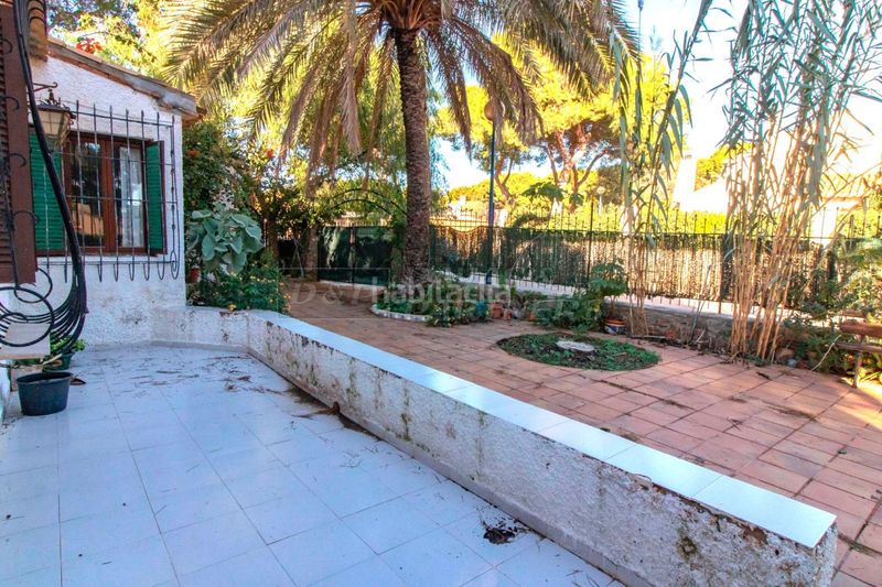 Foto c06736b0-1faa-4c10-98a7-980c59439df6. Terreny residencial a Punta Prima Orihuela