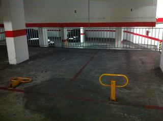 Lloguer Aparcament cotxe a Almudena 38. Garaje en alquiler en playa del cura.