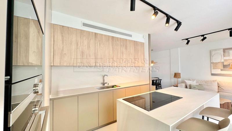 Foto 352fecbe-30a9-4fd4-a1ce-c7329ffb3c97. Casa adossada amb calefacció aparcament a La Veleta Torrevieja