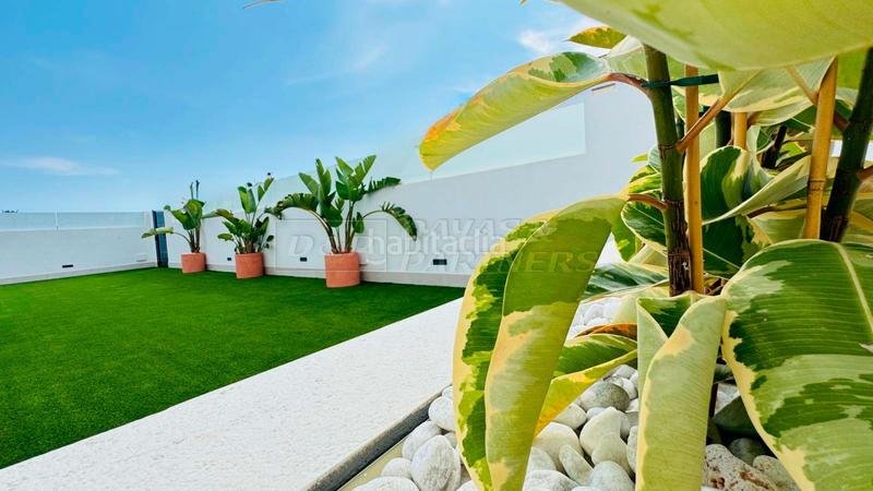 Foto 4097c59b-1765-4748-b190-909960b8bdb0. Casa adossada amb calefacció aparcament a La Veleta Torrevieja