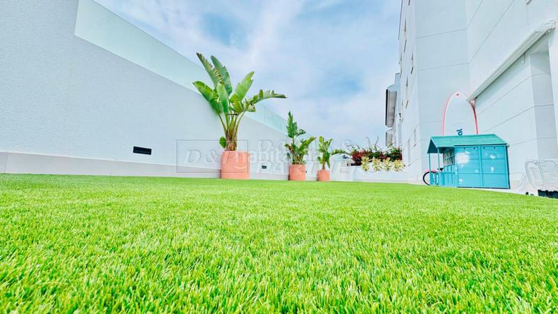 Foto ea7e01bd-7401-4b4f-9a1f-a271443e3c44. Casa adossada amb calefacció aparcament a La Veleta Torrevieja