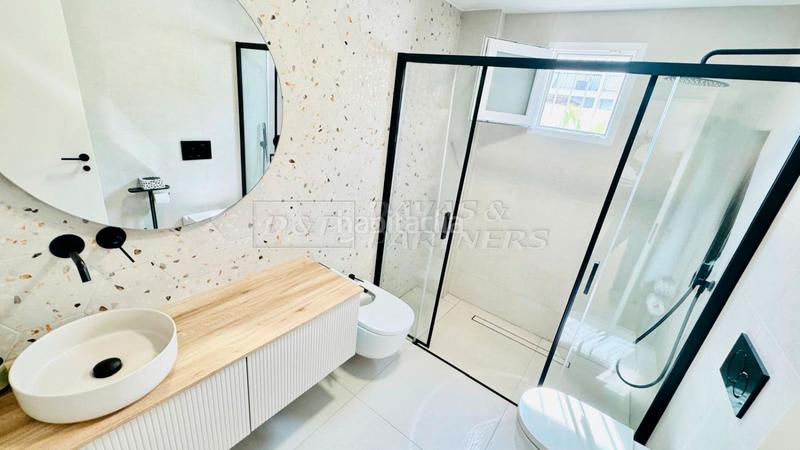 Foto eac1d4fa-6ac8-4897-8f16-ab6522a6f3d6. Casa adossada amb calefacció aparcament a La Veleta Torrevieja