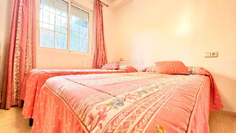 Foto 1332880a-d1b5-44d5-a58c-0e64e426248a. Semi detached house in báltico 12 in Lomas de Cabo Roig - Los Dolses Orihuela