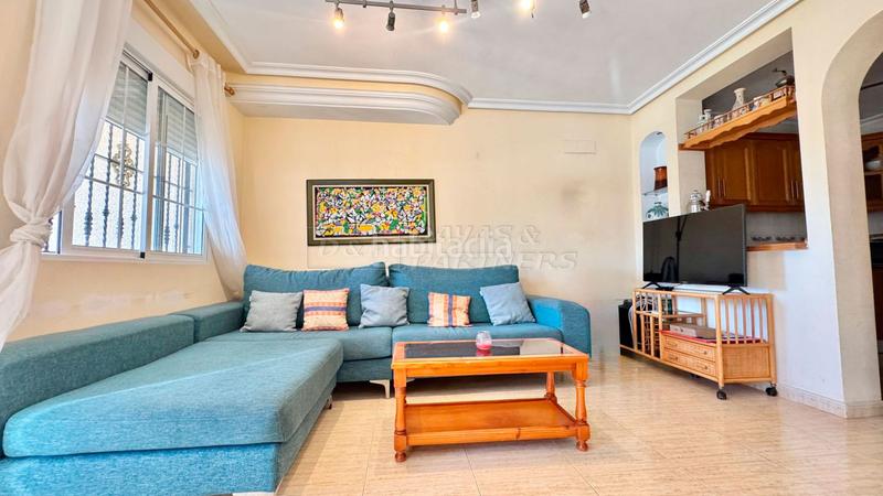 Foto afed436b-ae58-4bbe-bc5d-051d0789c34a. Semi detached house in báltico 12 in Lomas de Cabo Roig - Los Dolses Orihuela