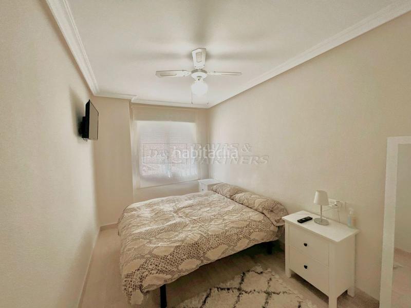 Foto 19be9222-707e-4d8a-9026-e7c37e51ff96. Ground floor in Playa de los Náufragos Torrevieja