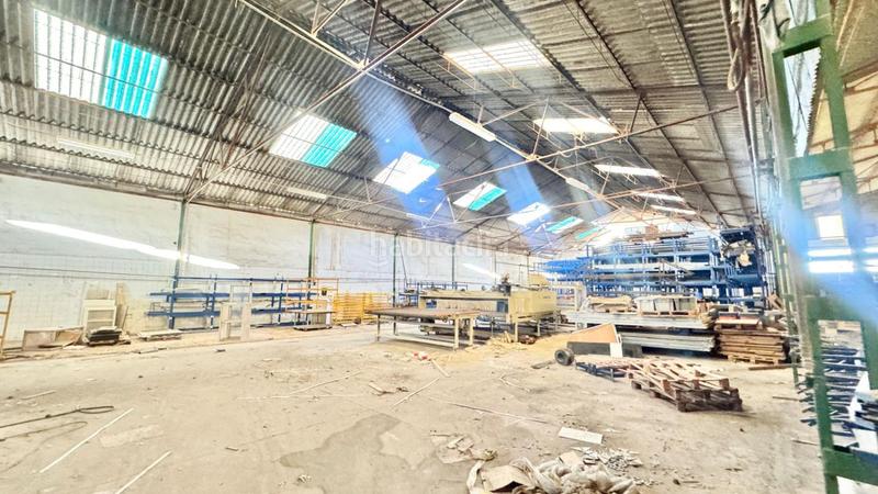 Foto 78c73ec0-52fc-4cc5-ba2b-5f07cb97fe3d. Nau industrial a Rafal